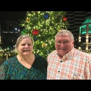 Meet your Posher, Debbie